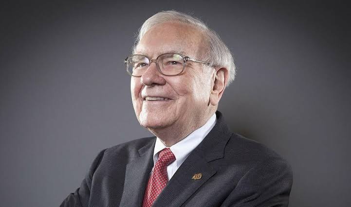 Warren Buffett vai doar sua fortuna de US$ 146 bilhões; entenda 1 images 2025 05 19T223549.892